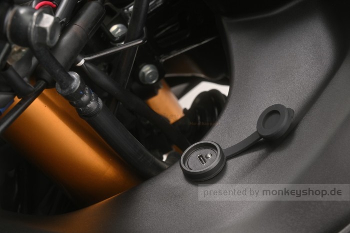 Daytona Stromversorgung USB-C Steckdose zur Montage in Verkleidung ø20mm