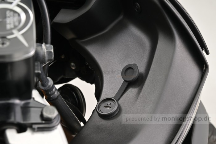 Daytona Stromversorgung USB-C Steckdose zur Montage in Verkleidung ø20mm