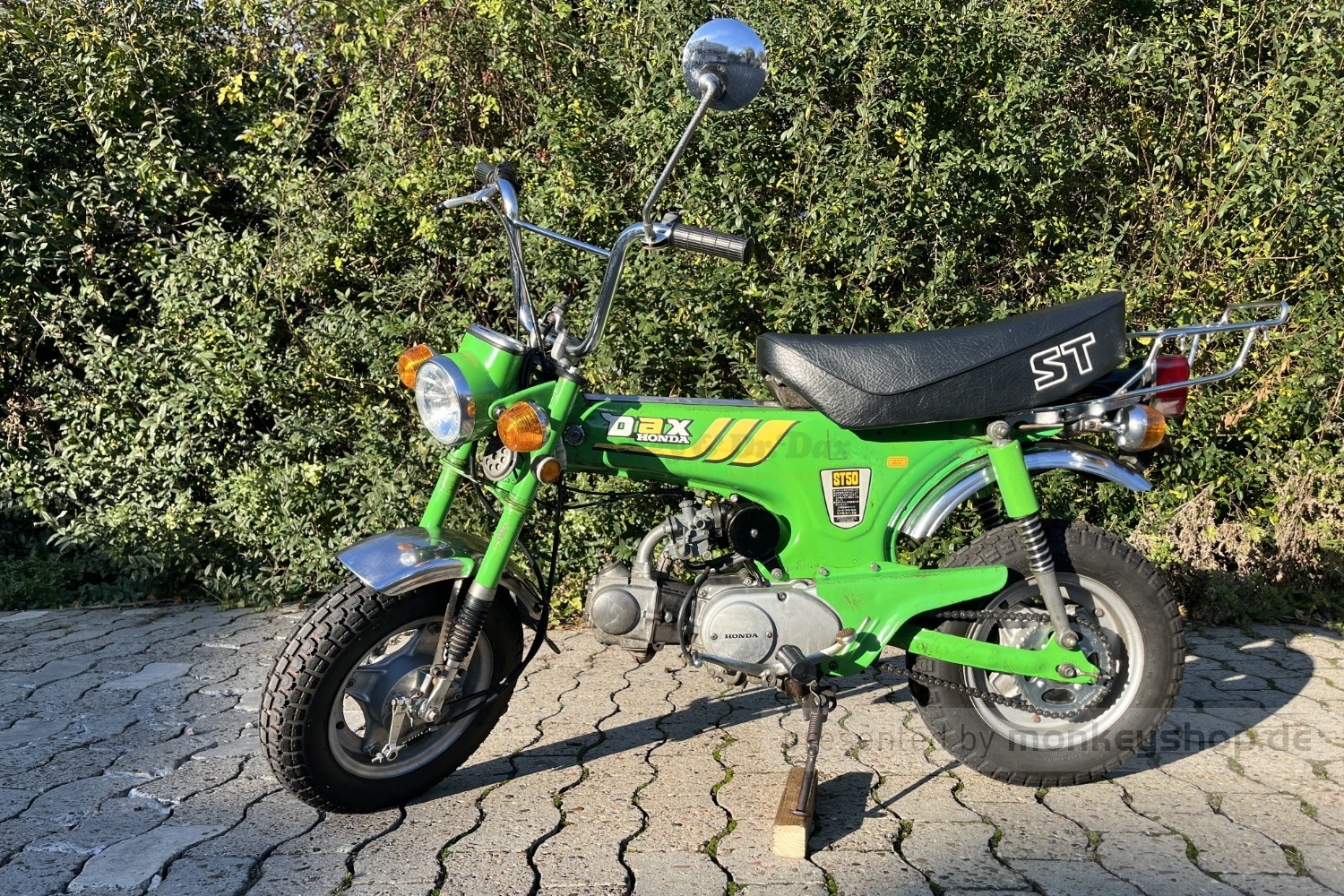 Honda Dax 6 Volt grün japanisches Modell 8134km