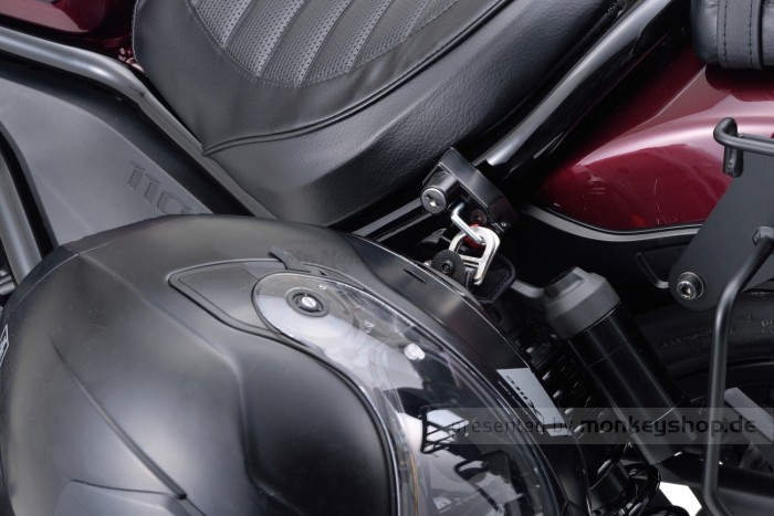 Daytona Helm Halter Schloss abschließbar f. Rebel 1100