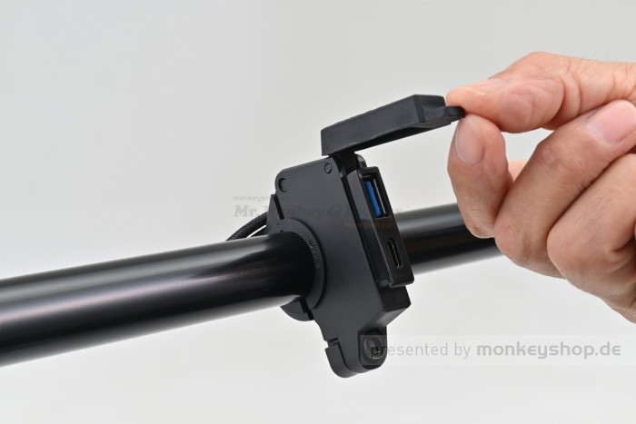 Daytona Stromversorgung USB SLIM 1x USB-A + 1x USB-C f. Motorrad Lenker