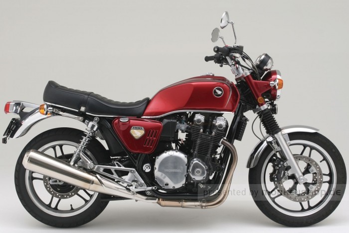 Daytona Cozy Seat Typ K0 Low Sitzbank +15 mm f. CB 1100 schwarz