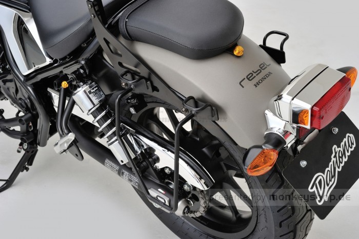Daytona Taschenhalterung links schwarz f. Rebel 250 500