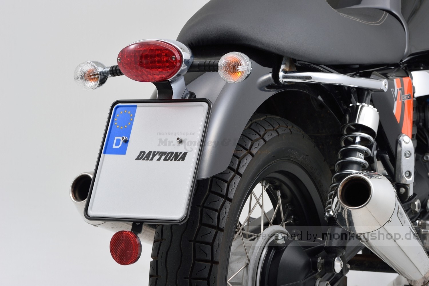 Kennzeichenhalter Kennzeichenverstärker Motorrad 180X200 SCHWARZ Mit  Reflektor