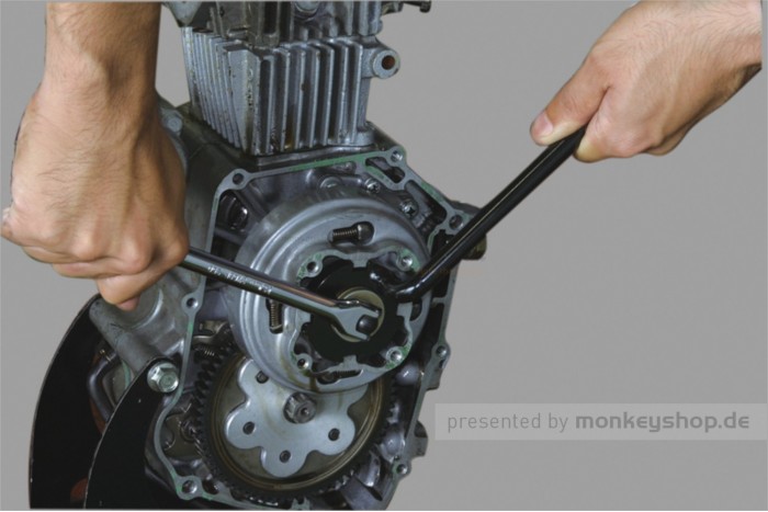 Daytona Kupplungshalter Werkzeug