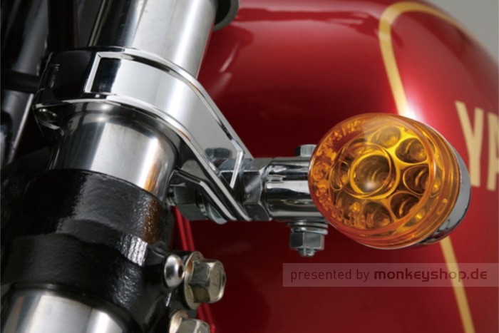 Daytona Blinker Klemme Aufnahme Aluminium schwarz f. Gabel ø39 mm