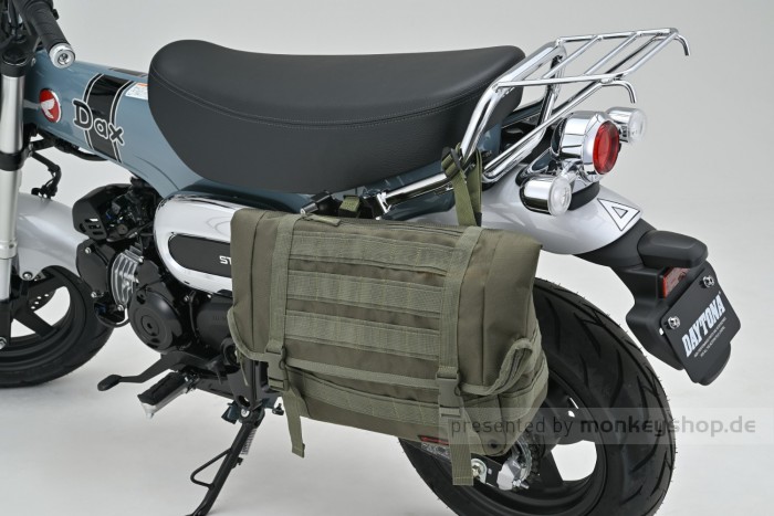 Daytona Taschenhalterung links schwarz mit Helm Schloss f. Dax 125