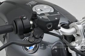 Daytona Deckel Bremspumpe vorn Aluminium CNC 2-farbig schwarz gun-metal grau eloxiert für BMW